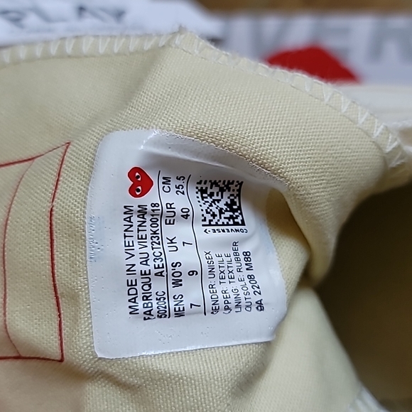 NWT Converse x Comme des Garcons Play Chuck Taylor 70 - SZ W9/M7 - Picture 4 of 8